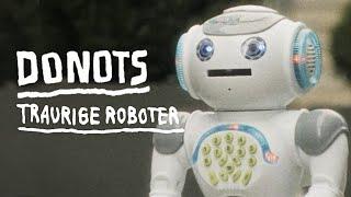 DONOTS - Traurige Roboter (Official Video - 80s Remix)