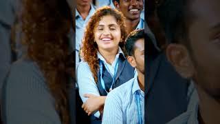 NoorinPriya||WhatsApp status||HD VIDEOS#noorinshereef#oruadaarlove#lovesong#love#shorts#Cinishorts