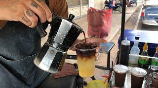 Coffee motor shop street food in Thailand. Gatemat fra kaffebutikken таиланд уличная еда