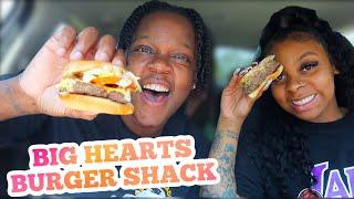 Eating At The BEST Reviewed HAMBURGER Shack in My State | Big Heart’s!