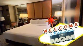 MGM Grand Grand Tower Room Tour 2021 | Las Vegas | Fun Sizer