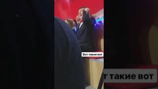 Роман Капаклы и Марина Африкантова в сторис 16.06.2019.