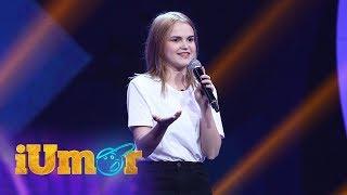 Mică dar cu tupeu! Alexia Roman, stand up comedy cuminte pe scena iUmor