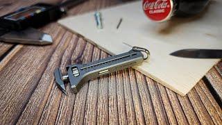 The Tiny Titanium Multitool You Didn't Know You Needed - Titaner Tispanner 2.0 | 4K