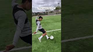 Who has a better free kick than him? #soccergoals #soccertraining #soccerskills