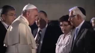 Pope Francis kissing the hands of David Rockefeller, Henry Kissinger and John Rothschild