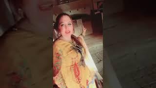 Neelam Gul Murad Khan and Fatima Gul Kor Ta raghley da Bahir ao fight on social media 05
