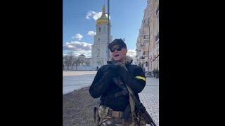 Andriy Khlyvnyuk sings in the streets of Kyiv (translation into subtitles)  – WAR IN UKRAINE