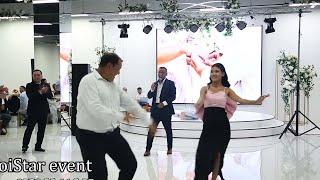 Ағамыз жас құдашамен билеп естен кетті. Супер тамада Сабыржан. Dance battle at the wedding