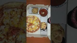 Domino’s luch meal review #youtubeshorts #dominos #ytshorts #pizza #shorts #review