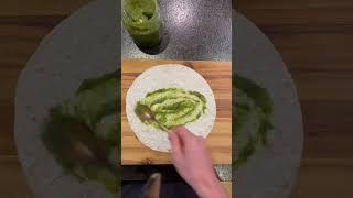 Nie mehr Wraps falsch einrollen ‍ #wrap #hack #kochen #yyshorts