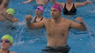 David Walliams joins SwimBritain relay