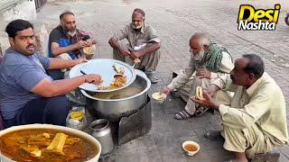 REAL CHEAP STREET FOOD IN LAHORE PAKISTAN | PAKISTANI STREET FOOD