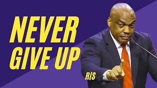 Never Give Up | Randy Skeete