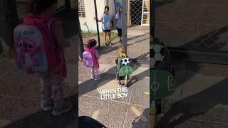 This little boy walking into first day of daycare is too adorable ️