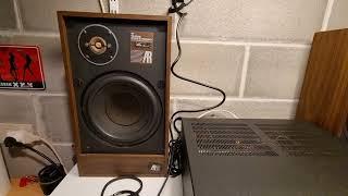 Pioneer sa 7800 and acoustic research AR 18