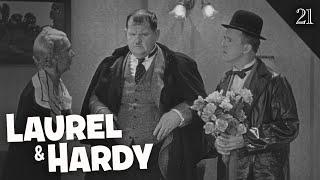 "Going Bye-Bye!" | Laurel & Hardy Show | FULL EPISODE | 1934 | Slapstick