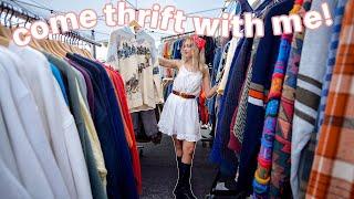 COME THRIFT WITH ME AT 6AM! thrifting at the Rose Bowl Flea Market in LA + try on thrift haul!