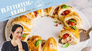 Blätterteig Kranz | Knuspriger Blätterteig-Snack | schnell & einfach | Einfach Backen