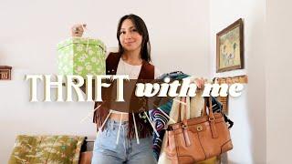 Thrift with ME! On the hunt for some vintage pieces!