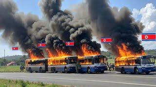 1 minute ago! 450 North Korean buses ambushed and destroyed by Ukraine on the border