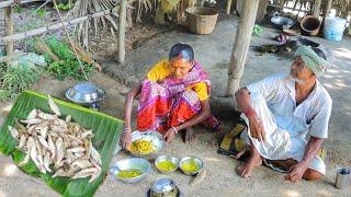 small fish vapa in banana leaves recipe cooking & eating by our grandmaa