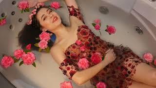 art shoot milk bath