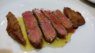 Pan-fried sliced ​​beef. Medium rare, in oil and brown butter. Tender delight!