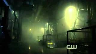 Nikita 1x13 - Nikita escapes from Michael