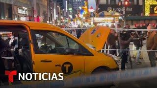 Un taxi se sube a la acera y atropella a seis peatones en Manhattan | Noticias Telemundo