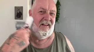 J.C Razor. Rex 1955 Soap. Fox Brush. Shark blade