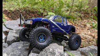 Axial SCX10 II Rock Crawler Build and Trail Run