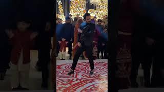 Hammad Shoaib  Pakistan dancing move jumme Jo Pathan Shahrukh Khan song