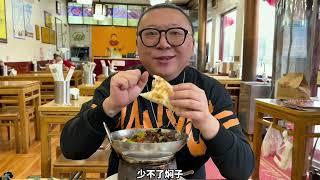 一天卖1000个驴火？北京20年驴肉火烧老店，现烙现卖，24小时营业