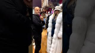 #MaryJBlige goes shopping for a New Coat