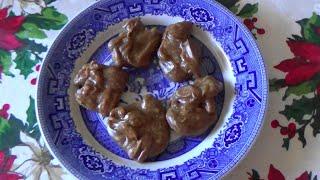 Pecan Pralines: Mama's Recipe