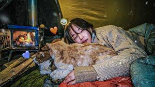 Wintercamping, das bei -15℃ Schneefall so warm war / Solocamping / Schlafen mit Katze