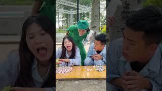 LNS - Bác sĩ không cho giành kẹo của bạn || Get your candy  #shorts