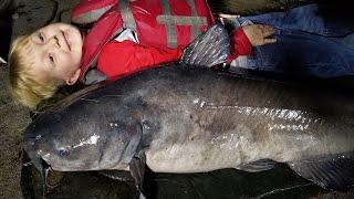 5 yr old Pro Teaches How to Catch Catfish