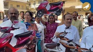 Kavitha protest over Congress government’s unfulfilled Scooter promise