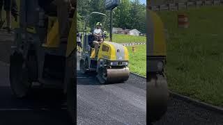 SOS Paving LLC (865) 321-5925 Paving a business entrance #boomboom #foxywraps #fyp #asphaltpaving