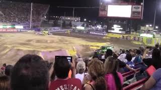 Monster Jam World Finals 16 XVI Grave Digger (Green) Charlie Pauken Freestyle