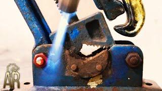 Restoration of a DEAD locked Pipe Vise - Beautiful outcome