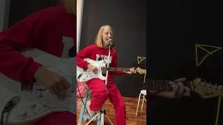 Guitar try-out Billie Eilish Bellyache in class Leeloo Vocal Studio #musicismylife