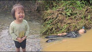 little girl looking for mother swept away by flood