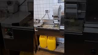 Automatic falafel machine with 24 liter fryer