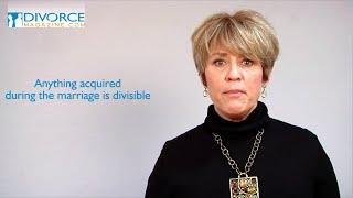 What does the court look at when dividing assets in a divorce?