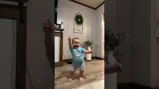 #youtubeshorts Baby cute dancing steps ll #short@3D'sAdda ll Like Share And Subscribe ll