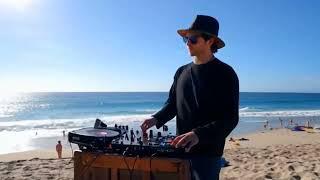 Di-Cheng Mix sound. Summer vibe. Dj on the beach. (Official music channel).