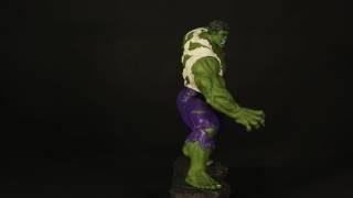 XM Marvel Hulk Premium Collectible Statue